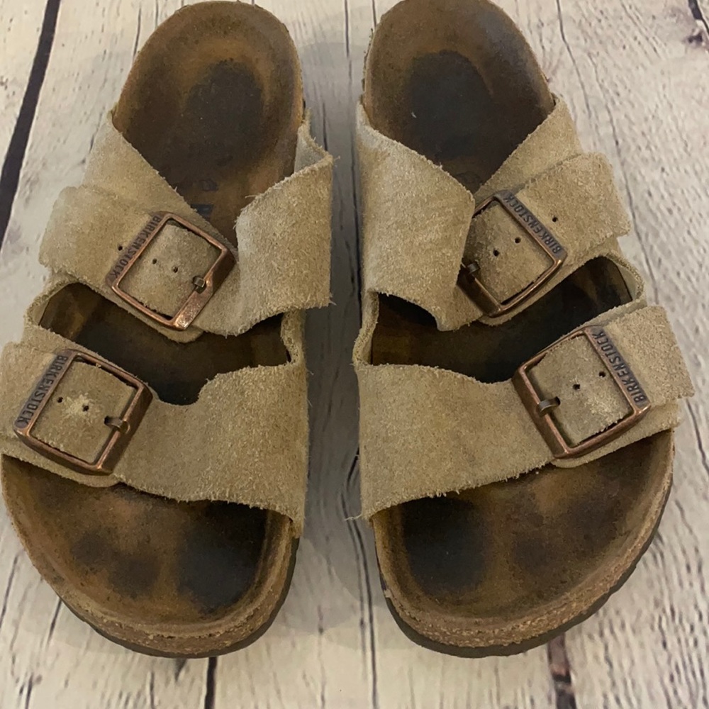 Women’s Birkenstock Two strap Sandal Size 6